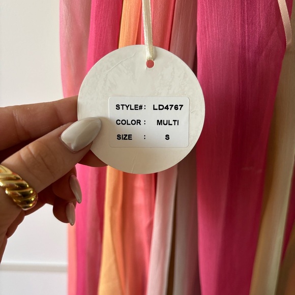 maxi dress! - Picture 2 of 3